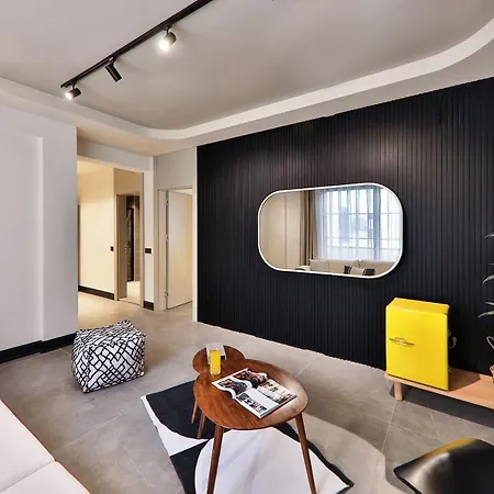 Luff Hotel *
